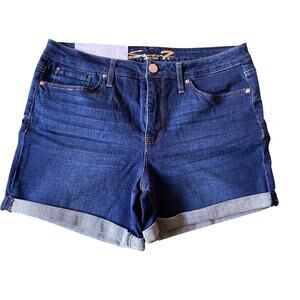 NWT SEVEN7 WOMEN’S WEEKEND SHORT, STRETCH DENIM SIZE 16